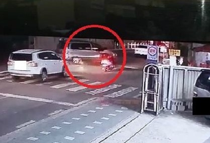 고의 교통사고로 보험금을 타낸 배달업체 대표 등이 무더기로 붙잡혔다. /자료사진=부산경찰청 제공