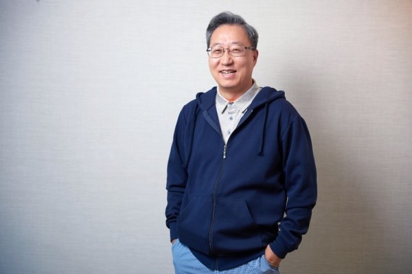 윤호영 카카오뱅크 대표가 지난달 16일 열린 임원후보추천위원회에서 임기 2년의 차기 대표이사 후보로 단수 추천됐다. /자료사진=카카오뱅크