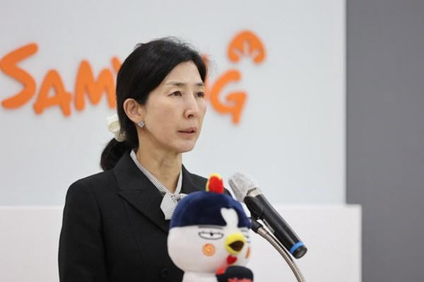 김정수 삼양식품 부회장이 취업제한이 풀리자마자 회사를 장악했다. /사진=삼양식품