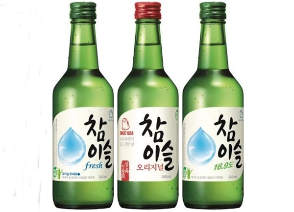 하이트진로가 소주 출고가격을 평균 7.9% 올렸다. /사진=하이트진로