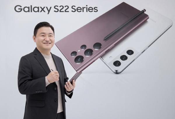 갤럭시S22의 GOS 사태가 노태문 사장 퇴출 운동으로 번지고 있다. /사진=삼성전자