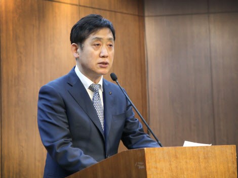 규제개혁을 부르짖은 김주현 후보자가 취임도 하기 전에 금융위원회가 보험권 지급여력 비율 규제 완화에 나섰다. /사진=여신금융협회