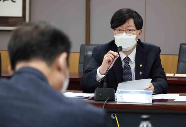 김소영 금융위원회 부위원장은 물적분할하려는 기업의 주주 보호가 미흡하면 상장을 제한할 것이라고 밝혔다. /자료사진=금융위원회