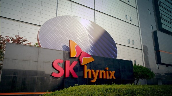 미래에셋 등 증권사 네 곳은 올해 들어 SK하이닉스 목표주가를 잇달아 하향했다. /사진=SK하이닉스