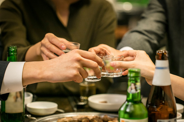 근로소득세 징수액 급증 소식에 누리꾼들은 ‘봉급쟁이들이 봉’이라며 불만을 쏟아내고 있다. /사진=이미지투데이