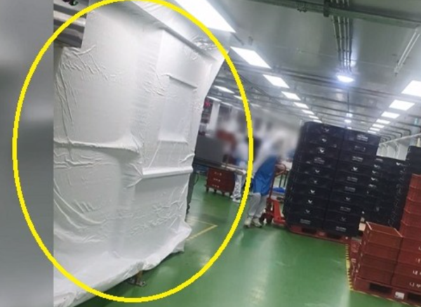 지난해 10월 근로자 사망 사고 발생 이후 SPC 계열 SPL 제빵공장 내부 모습.