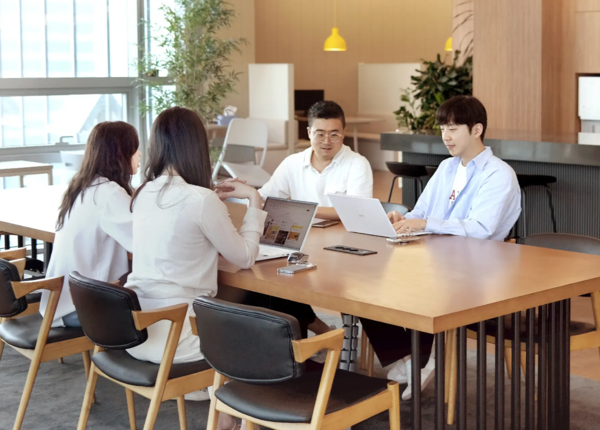 월정액 전자책 서비스 플랫폼인 밀리의서재가 27일 코스닥시장에 상장한다. /사진=밀리의서재 누리집