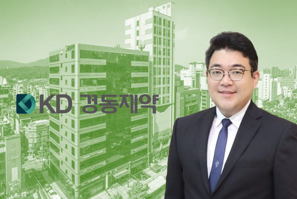류기성 경동제약 부회장 겸 대표이사. /자료사진=경동제약, 그래픽=뉴스웰