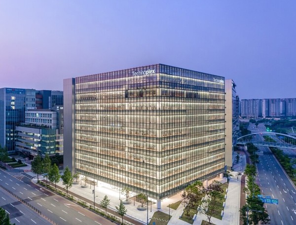 한국앤컴퍼니 판교 사옥 전경. /사진=한국앤컴퍼니