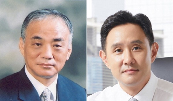 장형진 고문(왼쪽)과 최윤범 회장. /사진=각사