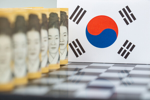 주가조작 없는 주식시장이 코리아 프리미엄을 앞당긴다는 지적이 나오는 가운데, 금융당국이 주가조작 신고포상금을 크게 늘리기로 했다. /사진=클립아트코리아
